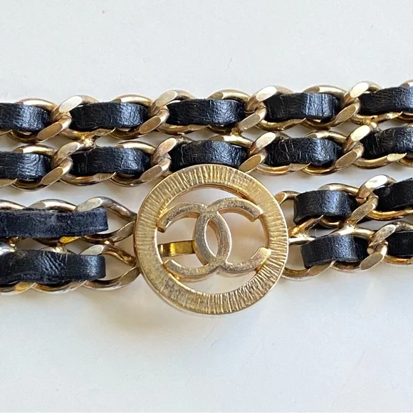 CHANEL Gold & Black Leather Chain Belt - Picture 5 of 12